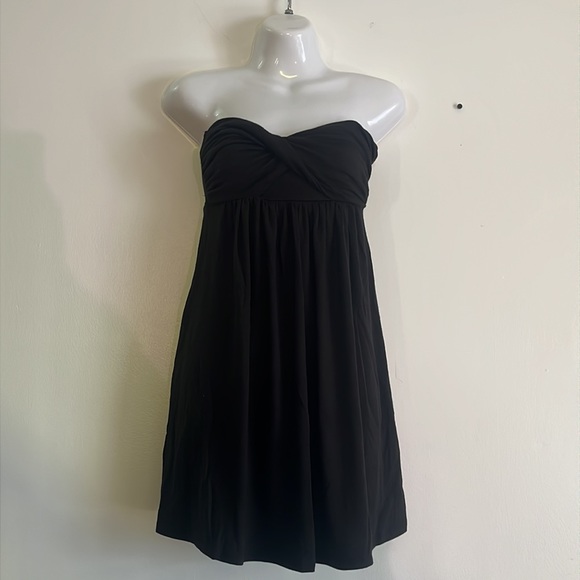 Strapless twisted top / dress/ coverup - Picture 2 of 11